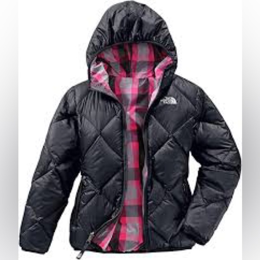 North Face | Reversible Puffer Jacket in Black and Plaid